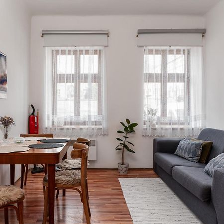 Apartmán Apartmán Na Náměstí Stárkov Exteriér fotografie